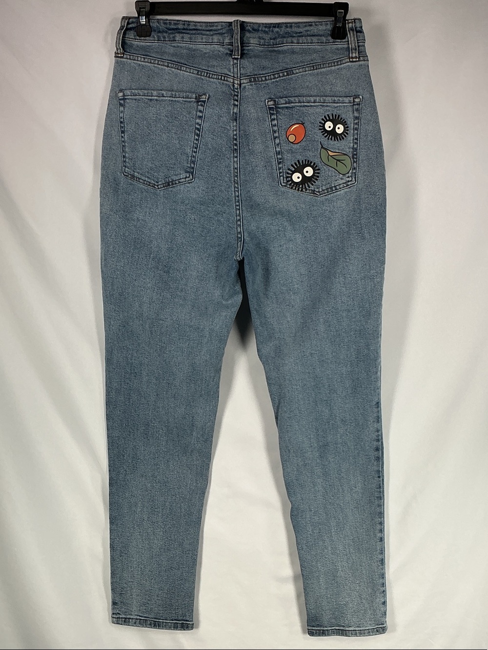 Her Universe My Neighbor Totoro Mom Jeans Hot Topic Ghibli Light Wash Denim 13 - Picture 2 of 16